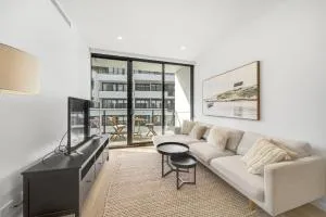 Modern 1-Bed with Incredible Building Amenities - Kingston 