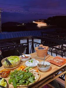 Mi Homestay Da Lat - Nguyên căn 6-8-10 người