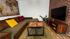 Industrial Apartment I 24hr Self Check-in I Free Parking & Coffee