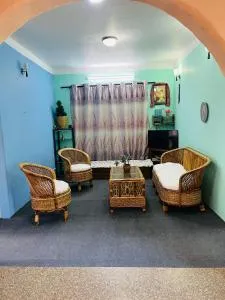 Hamro Family Ghar Apartment or Room near Kathmandu - Heṭauḍā