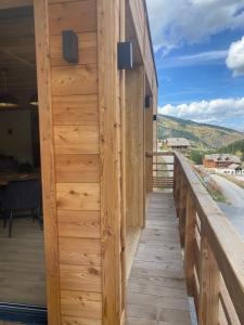 Chalets Un Ecrin de Serenite Face aux Montagne chalet nathalya : photos des chambres