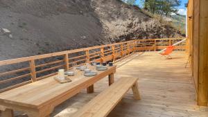 Chalets Un Ecrin de Serenite Face aux Montagne chalet nathalya : photos des chambres