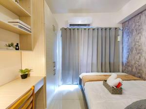 1BR Condotel with Balcony at FAME Residences #FM03