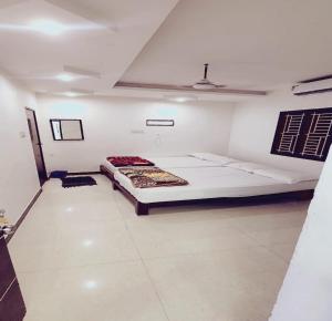 Minnal Residency