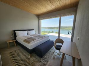 Lakeview Guest Rooms with huge rooftop terrace