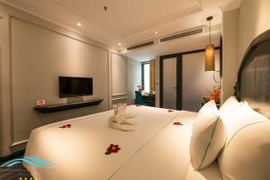 Hanoi Emerald Waters Hotel Valley