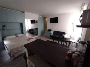 apartment pl REPUBLIQUE