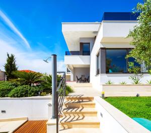 Villa Dolce Vita, Sevid