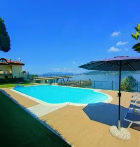 Scarlet Flower - Lago Maggiore - Dagnente