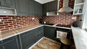 Industrial Apartment I 24hr Self Check-in I Free Parking & Coffee