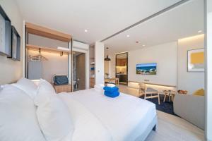 New 1 br studio in Laguna Phuket