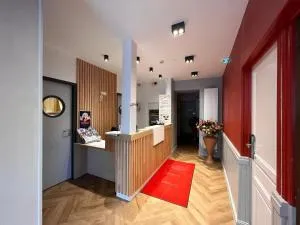 安格莱特利酒店 - 巴讷维尔-卡特里特