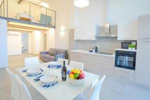 Sopra le Onde - VADOALMARE Immobiliare