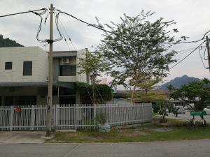Check-Inn Guesthouse
