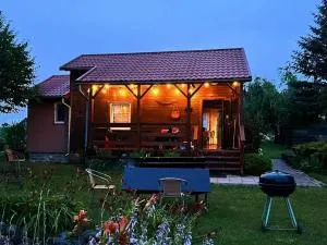 Domek na Mazurach z dostępem do plaży - Przystań