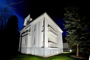 Villa Cervi Cieplice