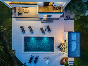 Unique Villa Garoful Sukosan