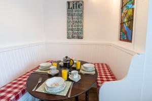 Minffordd Cottage, Moelfre