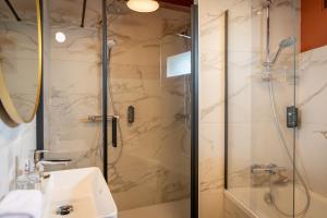 Hotels Brit Hotel Kara Sainte Anne d'Auray : photos des chambres