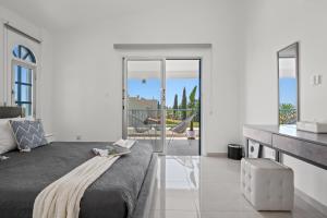 Adamante Luxury Villa by Nomads