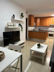 CITY CENTER CLOSE TO BEACH calle Quemada