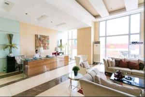 Sunshine 100 Plaza - Bright and cozy 1 bedroom with washer