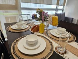 Sunshine 100 Plaza - Bright and cozy 1 bedroom with washer