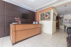 Urbanview Hotel Sakura Bandung