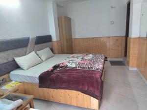 C Square food corner and Home stay