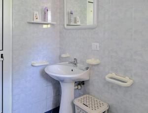 Casa con terrazza nel verde