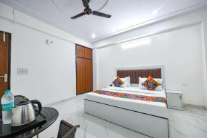 FabHotel The Yashobhumi Near Yashobhoomi Convention Centre