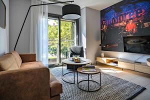 Habitat Apartments Free Jazz