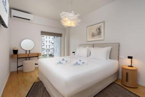 Elegant & Central 3BR in Glyfada