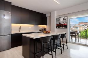 Elegant & Central 3BR in Glyfada