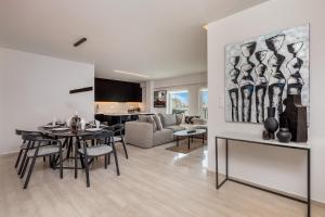 Elegant & Central 3BR in Glyfada