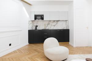 Pick A Flats Apartment in Le Marais - Rue Filles du Calvaire