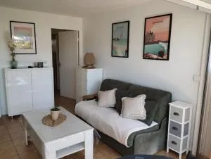 Appartement avec terrasse - 基伯龙 Appartement avec terrasse - 基伯龙