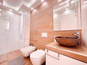 Ocean View! Parque Las Americas! Heated Pool, AC! LA05