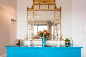 Madison Views of Table Bay