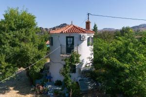 Windmill for Two near Skala Eressos