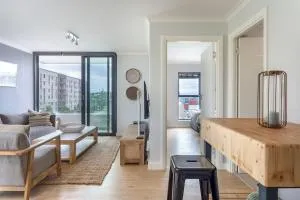 BERGSIG Spacious Deluxe Corner Unit - Le Cap