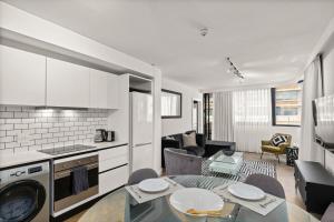 Luxurious with Stunning View