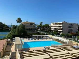 Appartement Résidence Héliotel - 圣罗兰度瓦