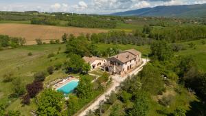 Casale Santomanno by VacaVilla