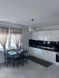 Amaya Pine Rooms - Toxotes Xanthis