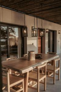 Pure Beachfront Villa with Pool