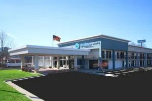 Clarion Pointe Statesville - Jonesville