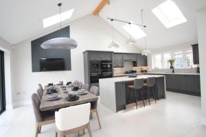 Luxury holiday home with HOT TUB