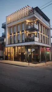 Square Luxury Apartments - 贝罗沃