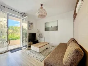 Studio tout confort avec piscine - 皮勒博罗